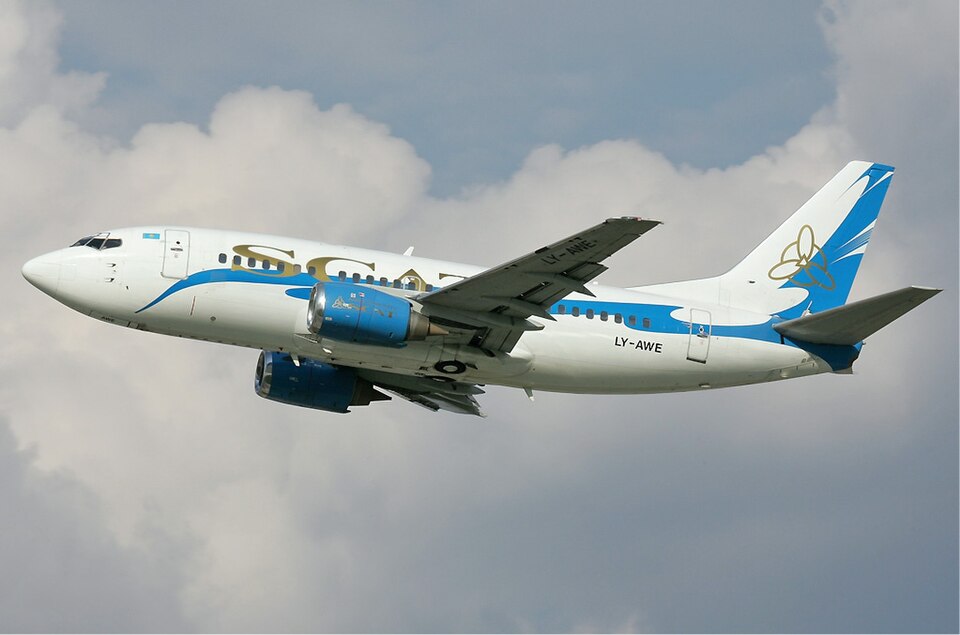 Boeing 737-500