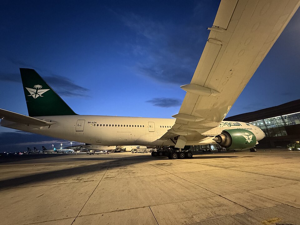 Boeing 777-300