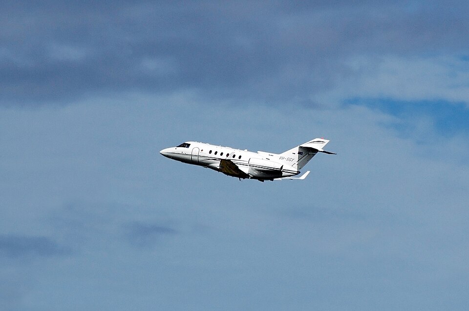 Hawker 850