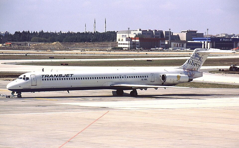 McDonnel Douglas MD-82