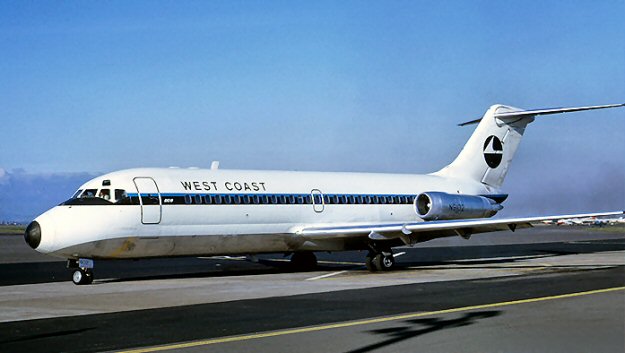 McDonnel Douglas MD-87